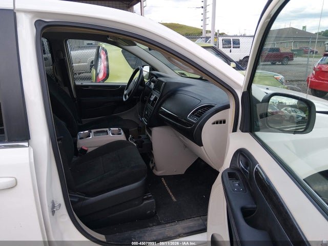 Chrysler Town & Country Touring