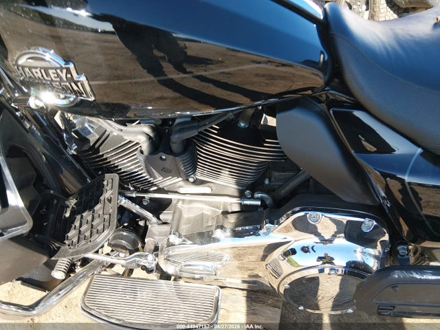 Harley-Davidson Flhxu