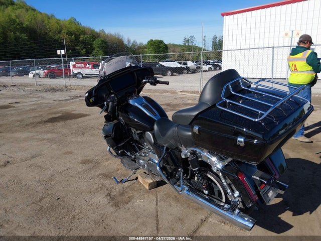 Harley-Davidson Flhxu