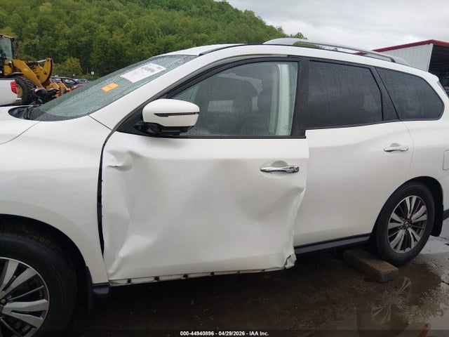 Nissan Pathfinder Sl