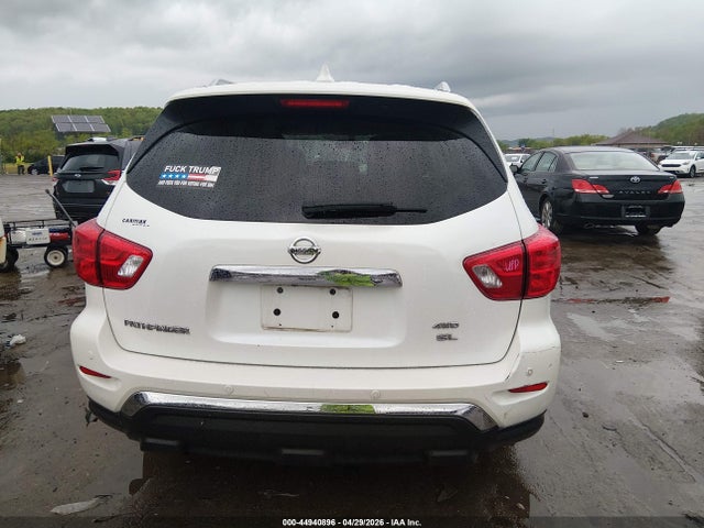 Nissan Pathfinder Sl