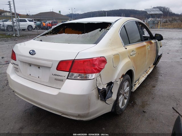 Subaru Legacy 2.5i Premium