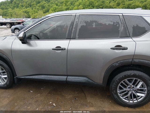 Nissan Rogue S Intelligent Awd