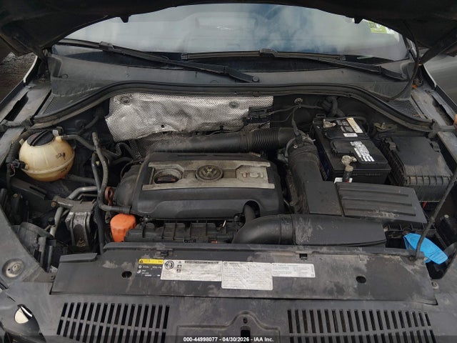 Volkswagen Tiguan S