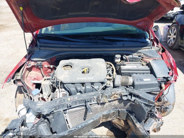 Hyundai ELANTRA Sel