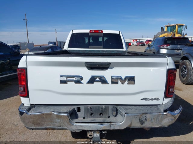 Ram 2500 Tradesman  4x4 8' Box