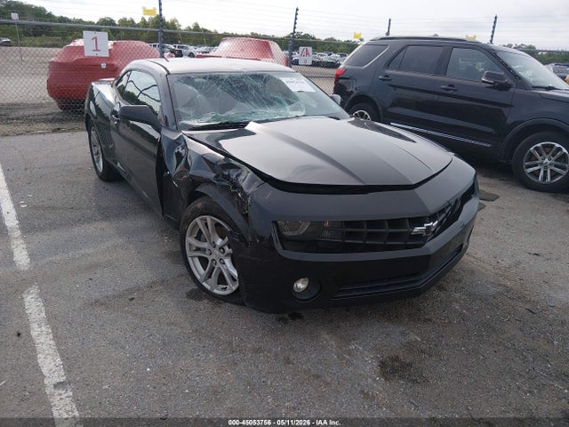 Salvage Chevrolet Camaro Image