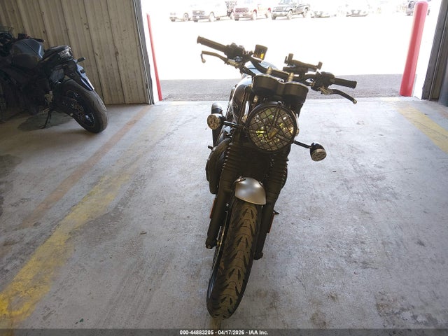 Triumph Speed Twin