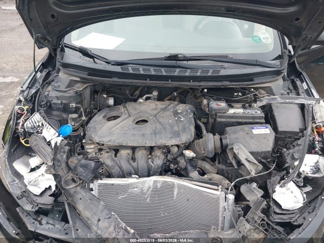 Hyundai ELANTRA Se