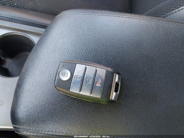 Kia Optima S