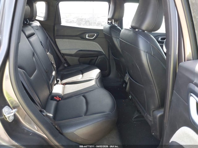 Jeep Compass Latitude Lux Fwd