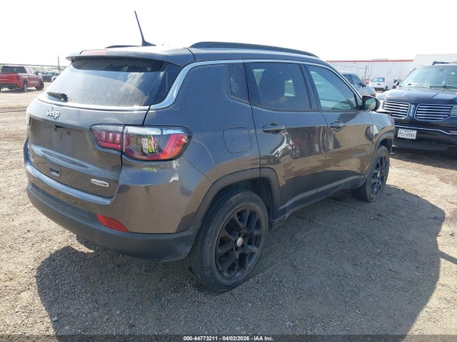 Jeep Compass Latitude Lux Fwd