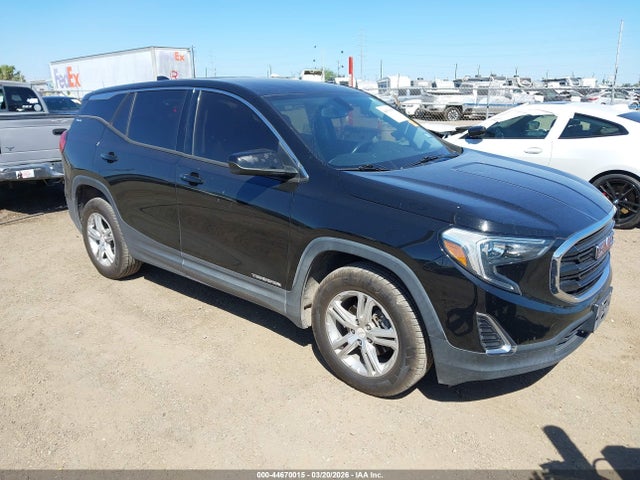Salvage GMC Terrain Image