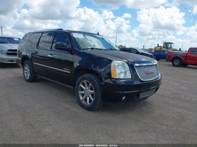 Salvage GMC Yukon Image