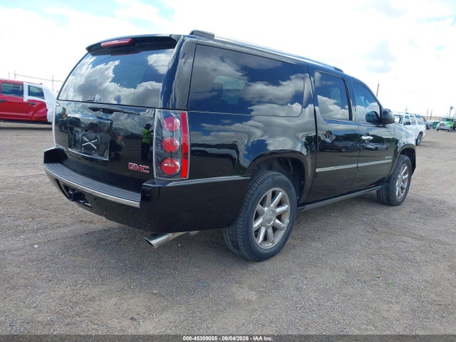 GMC Yukon Denali