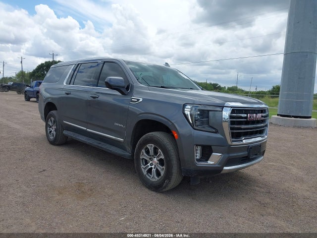 Salvage GMC Yukon Image