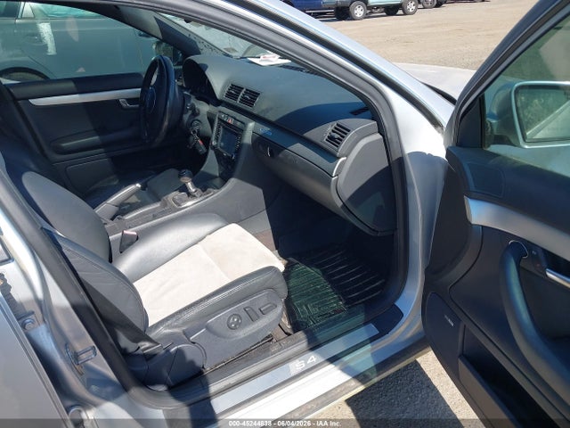 Audi S4 4.2