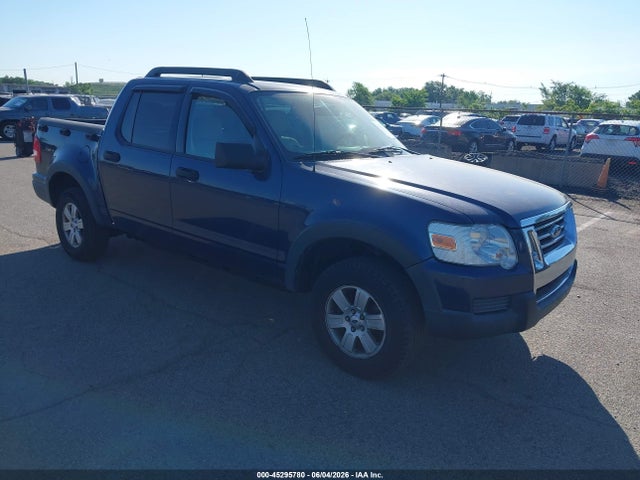 Salvage Ford Explorer Image