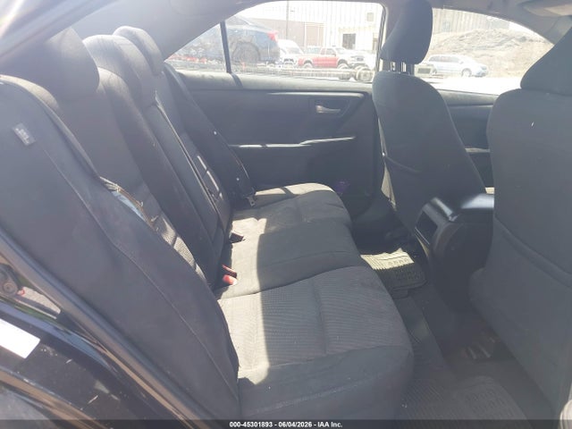 Toyota Camry Le