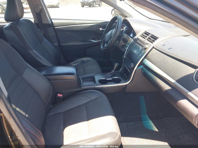 Toyota Camry Se