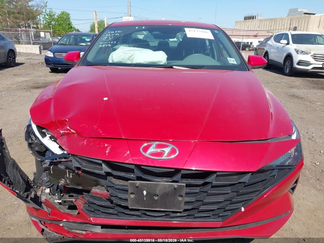 Hyundai ELANTRA Sel