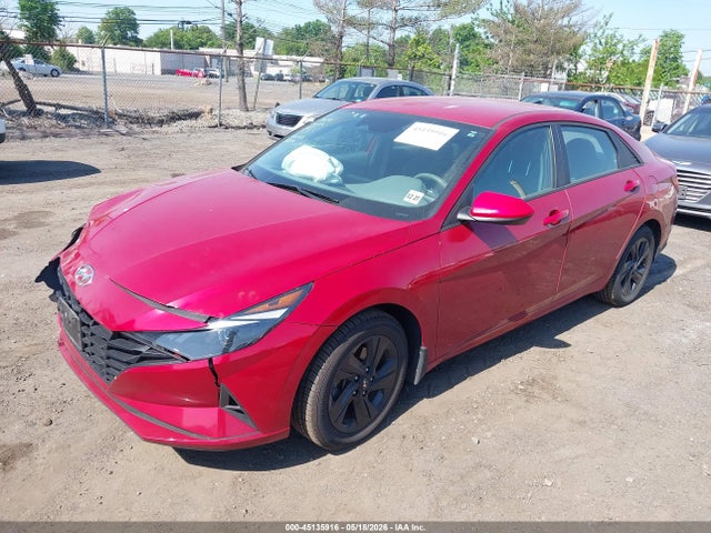Hyundai ELANTRA Sel