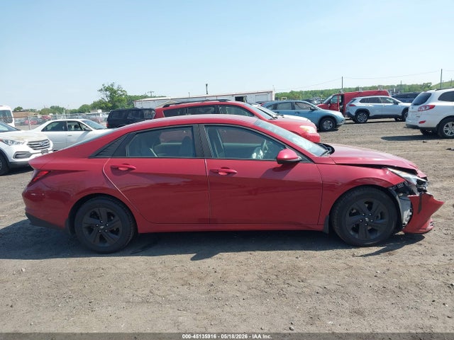 Hyundai ELANTRA Sel