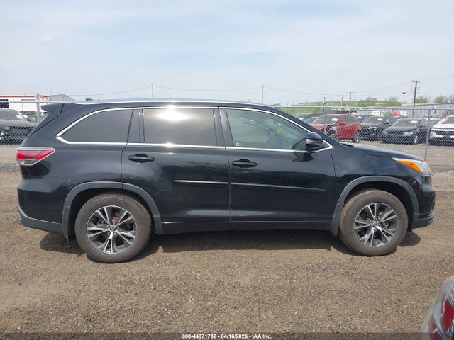 Toyota Highlander Xle V6