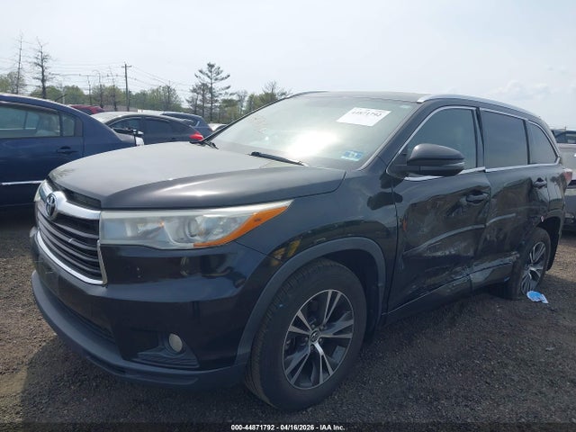 Toyota Highlander Xle V6