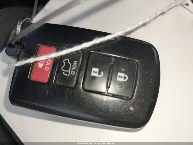 Toyota Highlander Xle V6