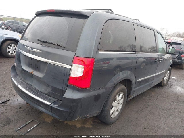 Chrysler Town & Country Touring