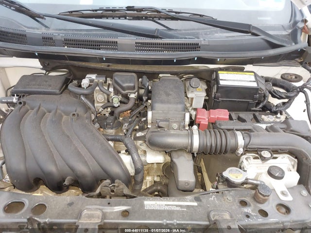 Nissan Versa 1.6 Sv