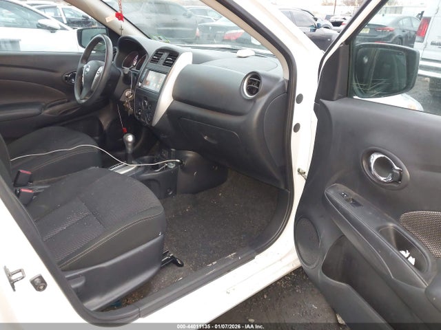 Nissan Versa 1.6 Sv