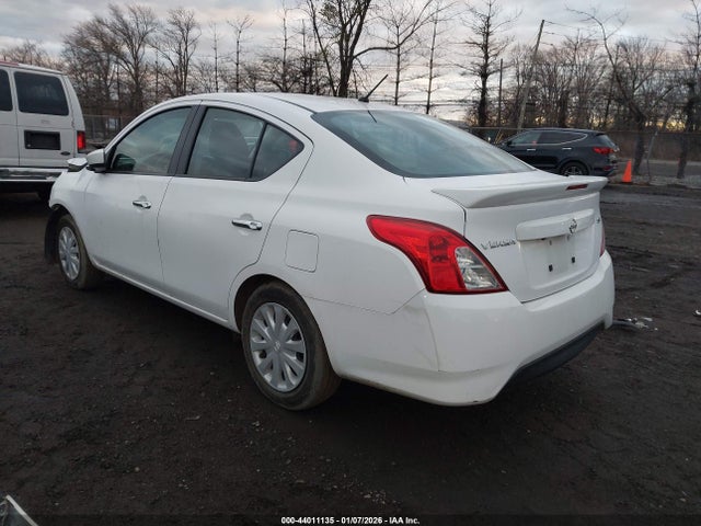 Nissan Versa 1.6 Sv