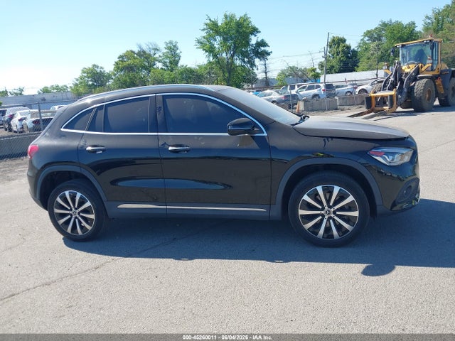 Mercedes-Benz GLA Gla 250