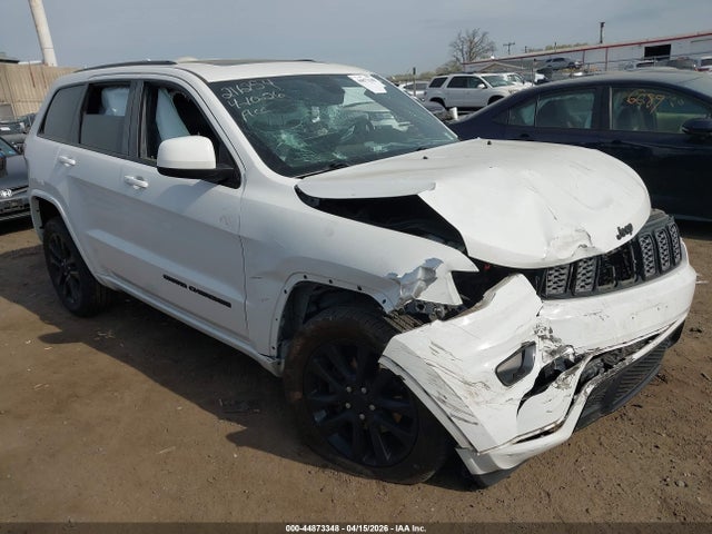 Salvage Jeep Grand Cherokee Image