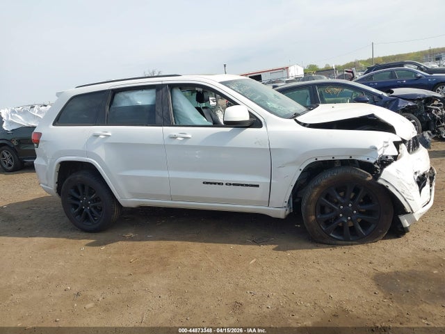 Jeep Grand Cherokee Altitude 4x4