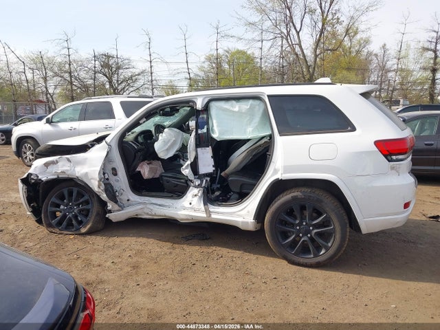Jeep Grand Cherokee Altitude 4x4