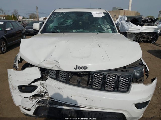 Jeep Grand Cherokee Altitude 4x4