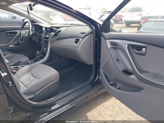 Hyundai ELANTRA Se