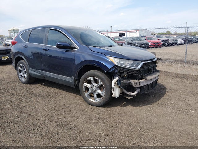 Salvage Honda CR-V Image