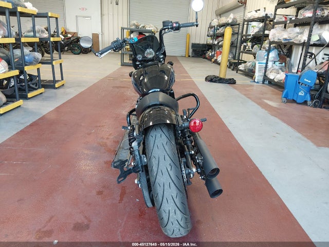 Indian Motorcycle Co. Scout Rogue Abs