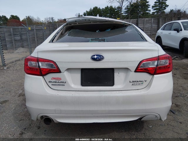 Subaru Legacy 2.5i Premium