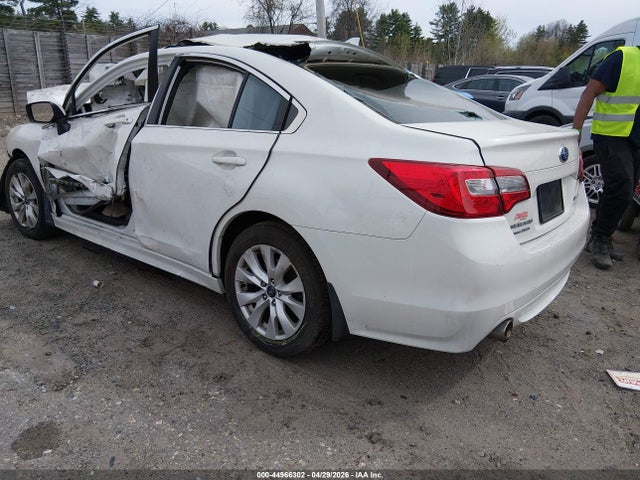 Subaru Legacy 2.5i Premium