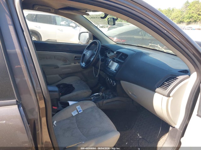 Mitsubishi Outlander 2.4 Se