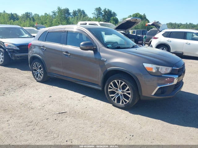 Salvage Mitsubishi Outlander Image