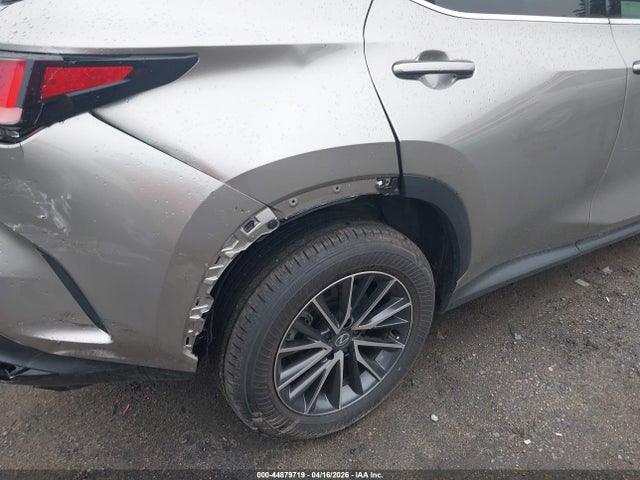 Lexus NX Premium