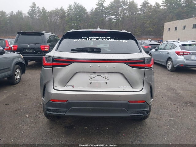 Lexus NX Premium