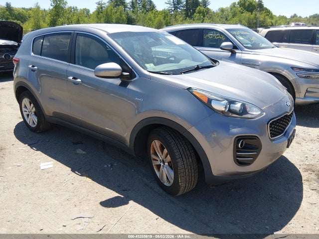 Salvage Kia Sportage Image