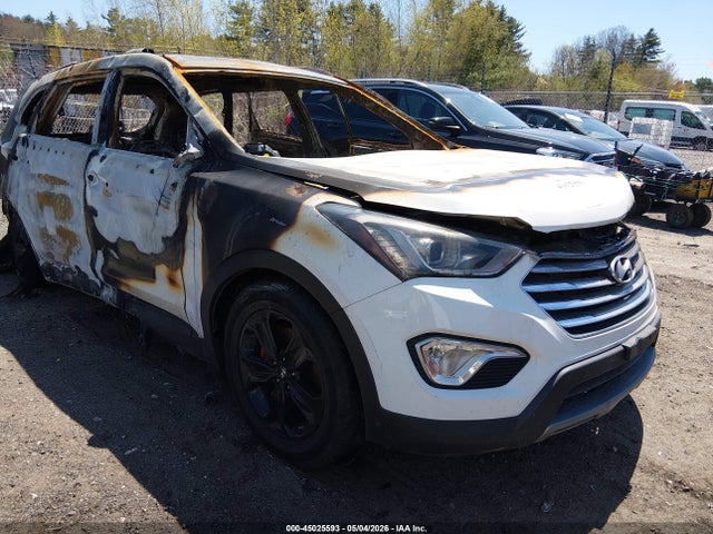 Salvage Hyundai SANTA FE Image